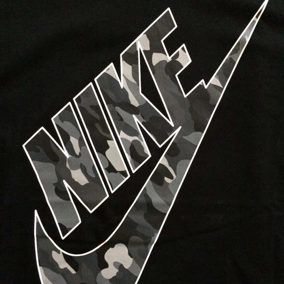 SOLD - The Nike Tee Large Black Graphic (BNWT) - Picture 1 of 6